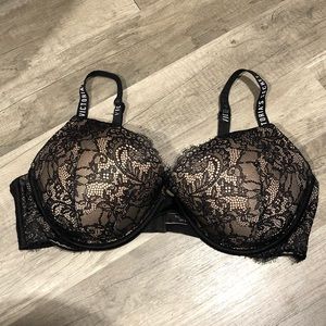 COPY - Victoria’s Secret Black Lace Very Sexy Lightly Lined Plunge